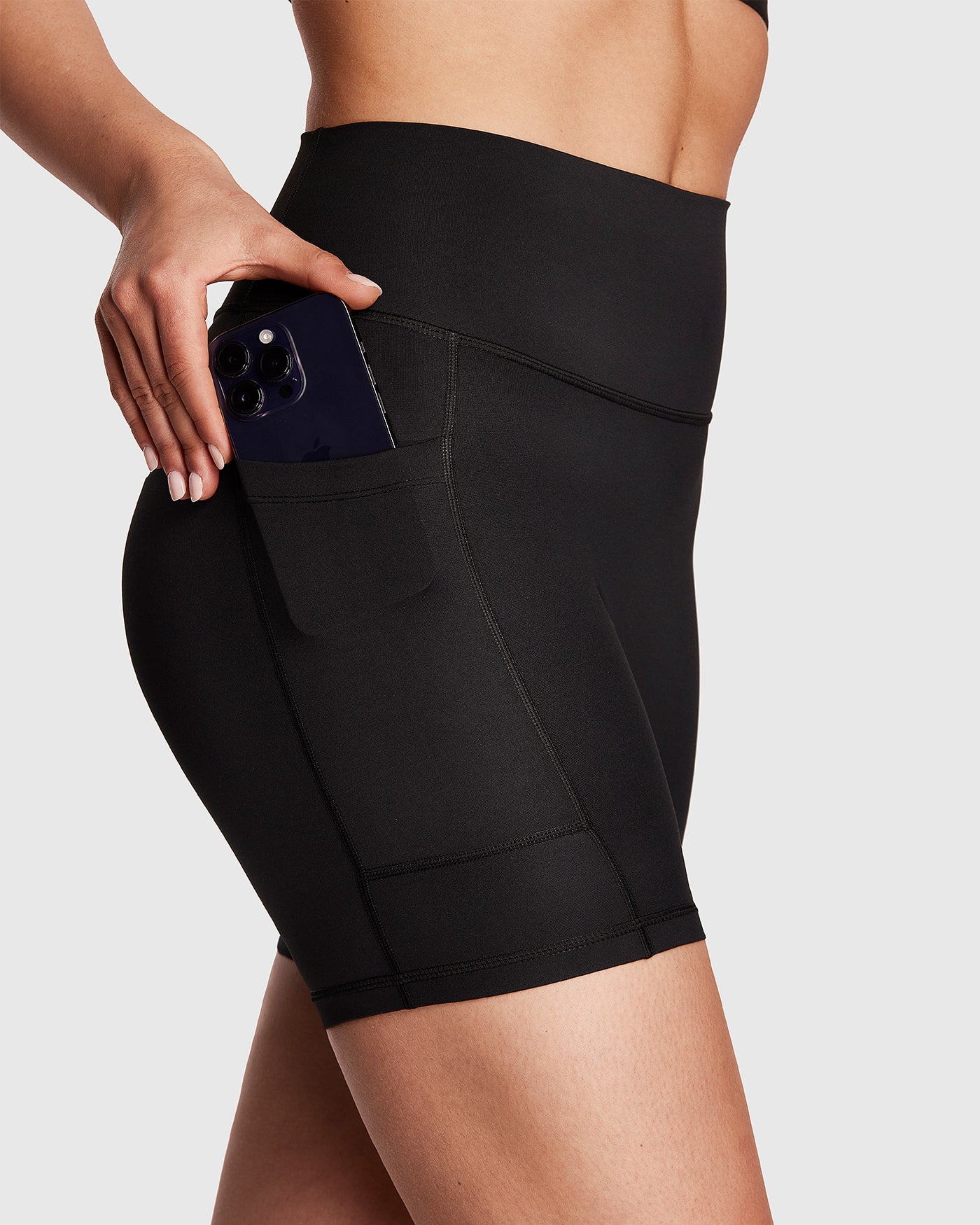 Nova Pocket Shorts - Black